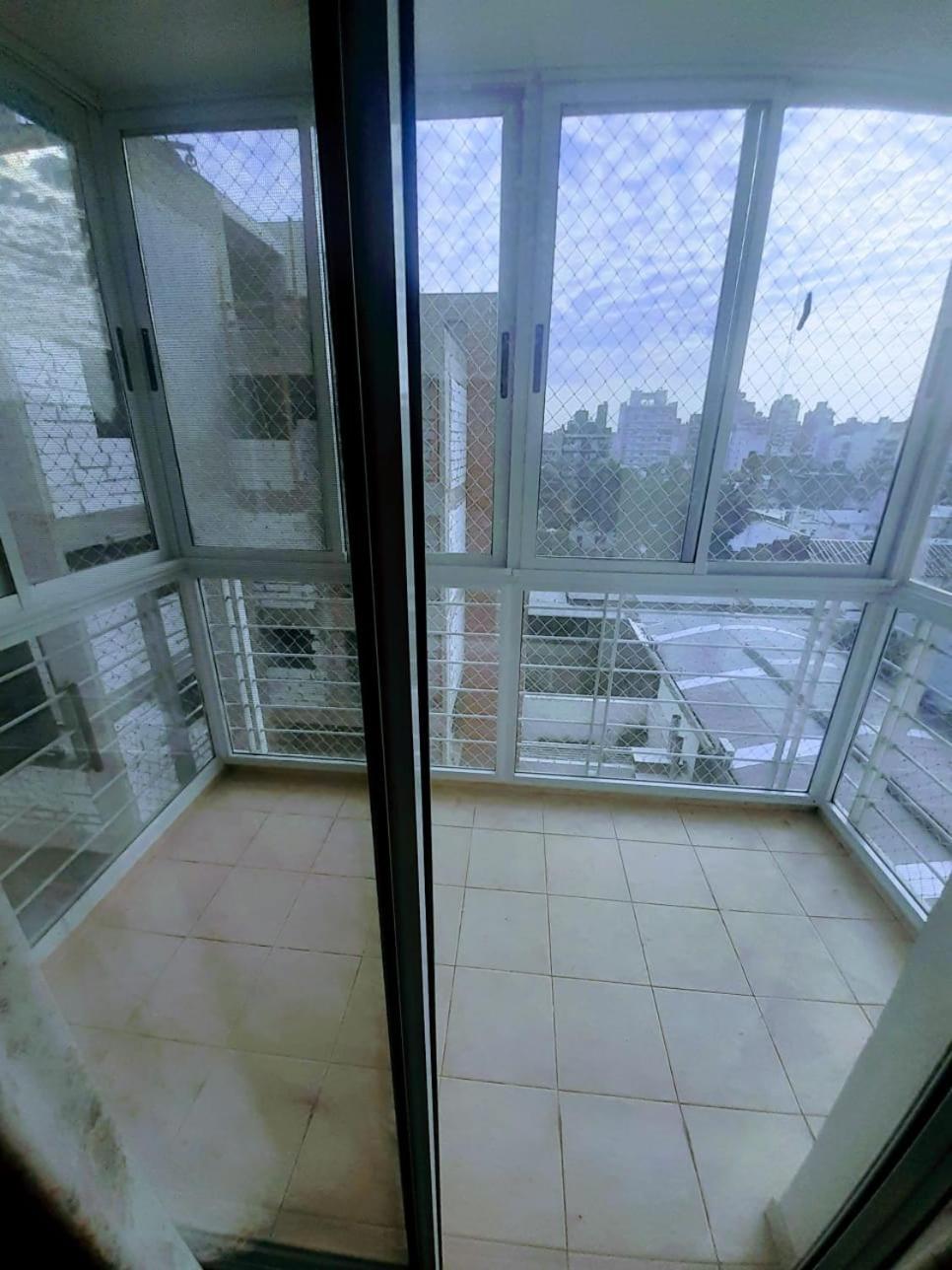 Semipiso Fabuloso 4 Pasajeros Zona Av Pellegrini, Facultades Admite Cama Supletoria Rosario
