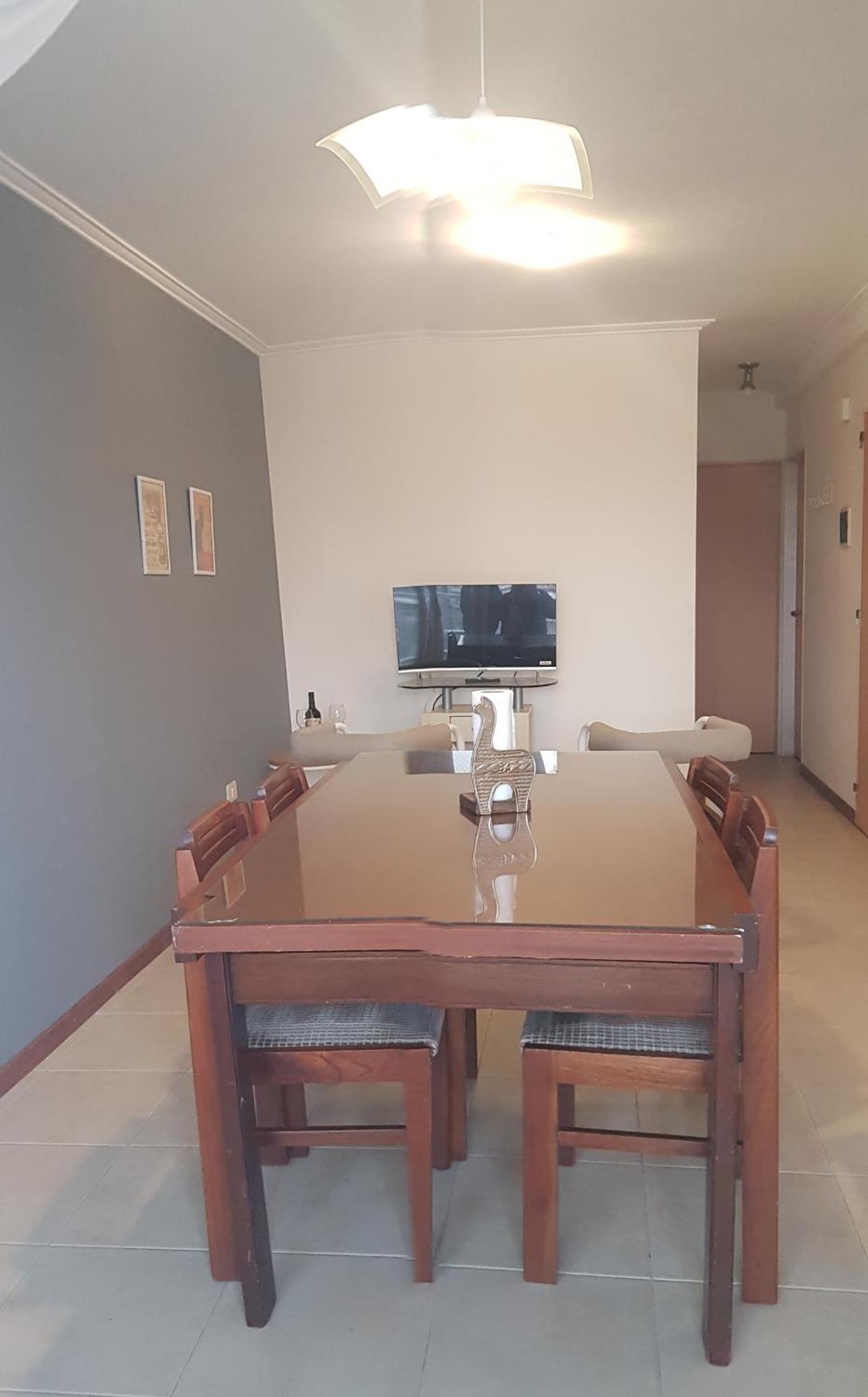 Apartment Semipiso Fabuloso 4 Pasajeros Zona Av Pellegrini, Facultades Admite Cama Supletoria Rosario